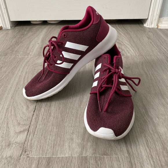 adidas Shoes - adidas Sneakers LIKE NEW SIZE 6.5